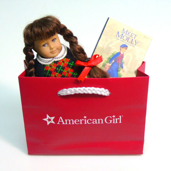 American Girl Molly Doll Mini Meet Outfit Skirt Sweater Top Shoes Socks Book Bag - Picture 5 of 5
